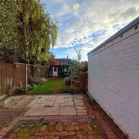 Cosyhomestay Evesham Spacious Home W/Free Parking & Wifi Exterior photo