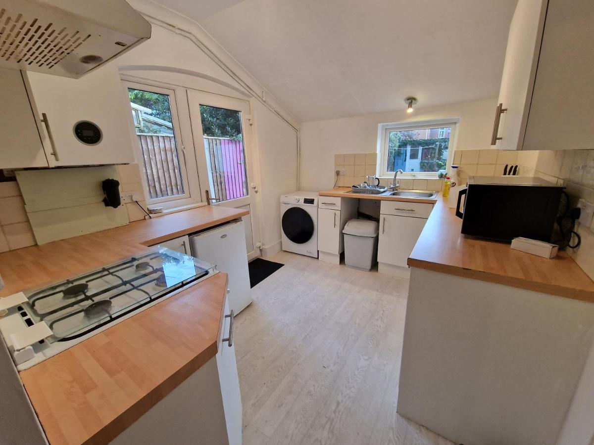 Cosyhomestay Spacious W/free Parking & Wifi Evesham